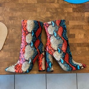Sz. 7 snake booties. Brand new, never been worn